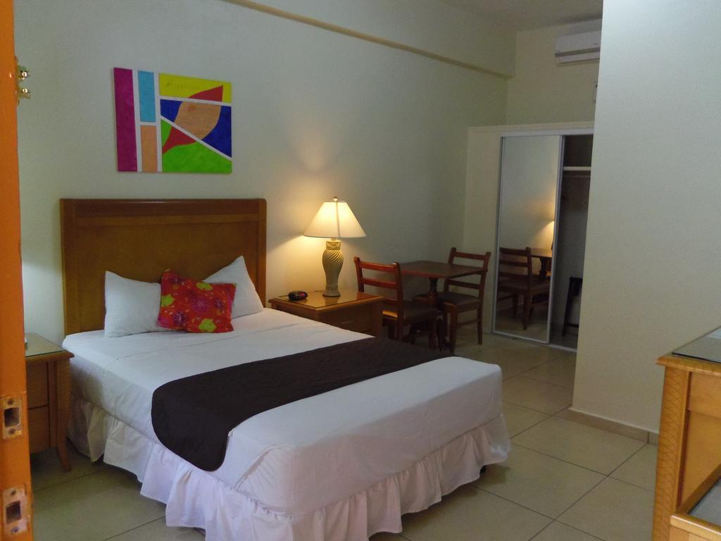 Alicia'S Inn Philipsburg  Chambre photo